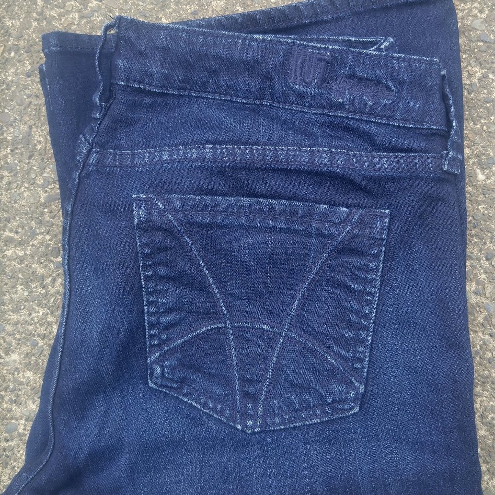 KUT from the cloth Cotton Spandex Medium Dark Denim Boot Cut Jean SZ8